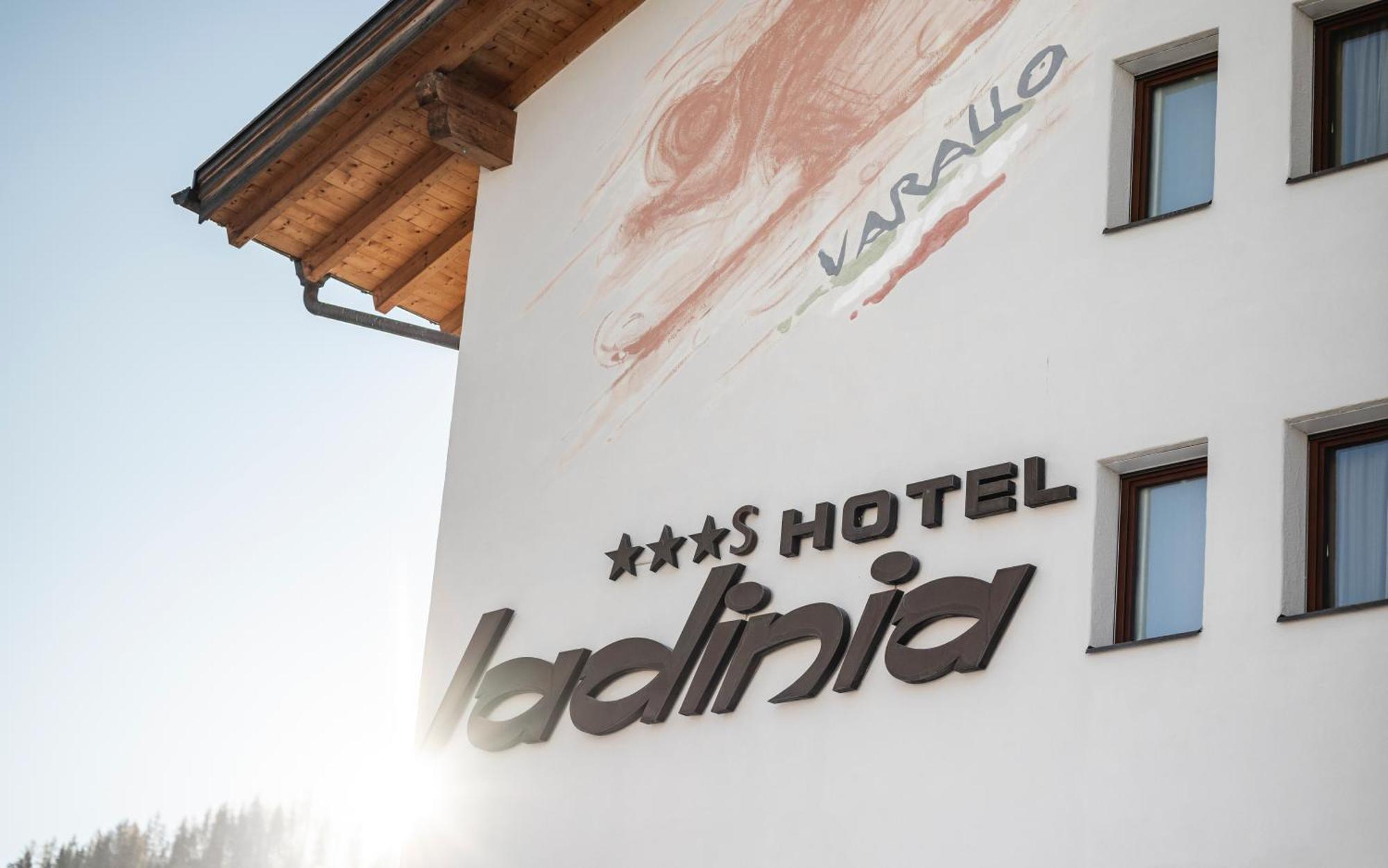 Hotel Ladinia La Villa (Trentino Alto Adige) Exterior foto