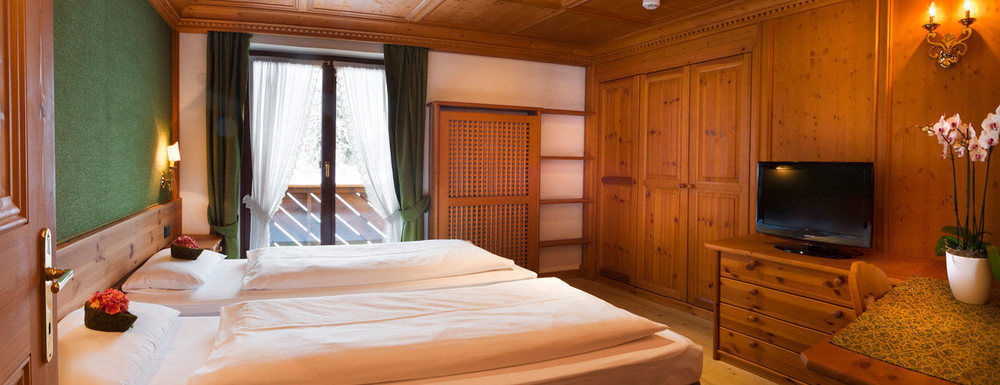 Hotel Ladinia La Villa (Trentino Alto Adige) Exterior foto